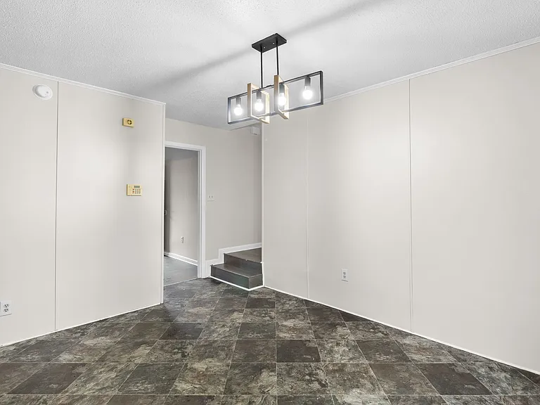 1493 Argon Ave — Photo 5