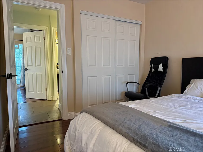 830 N Olive Ave — Photo 27