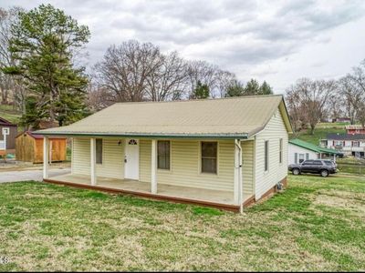 111 Church St, Surgoinsville, TN, 37873