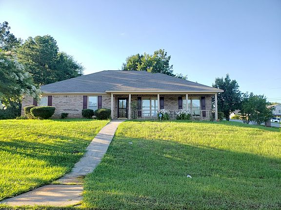 2nd image of 48 Lee Road 558