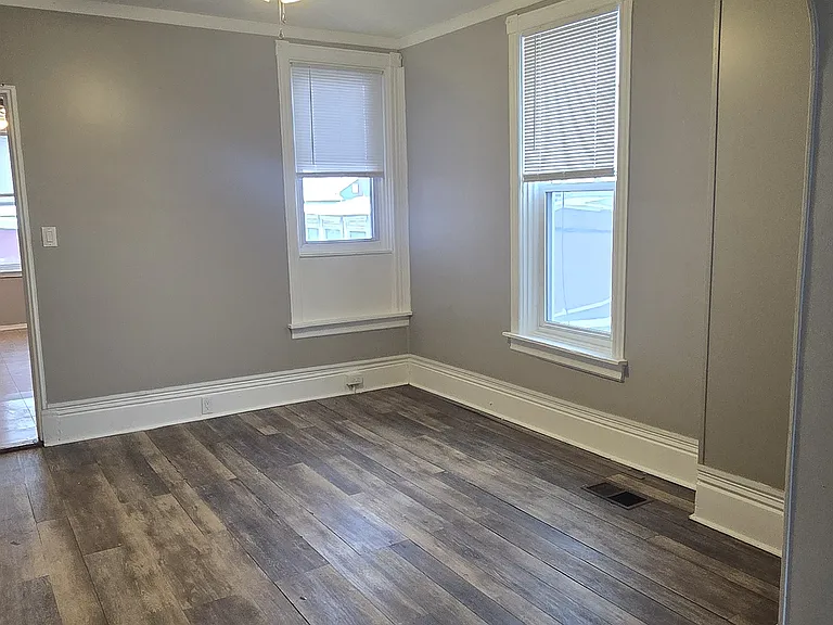 22 Chestnut St #1 — Photo 14
