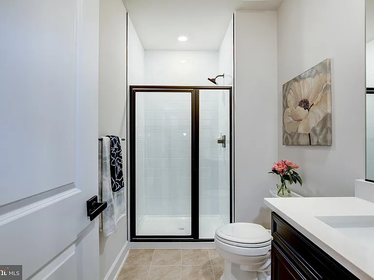 6547 Clubhouse Dr — Photo 81