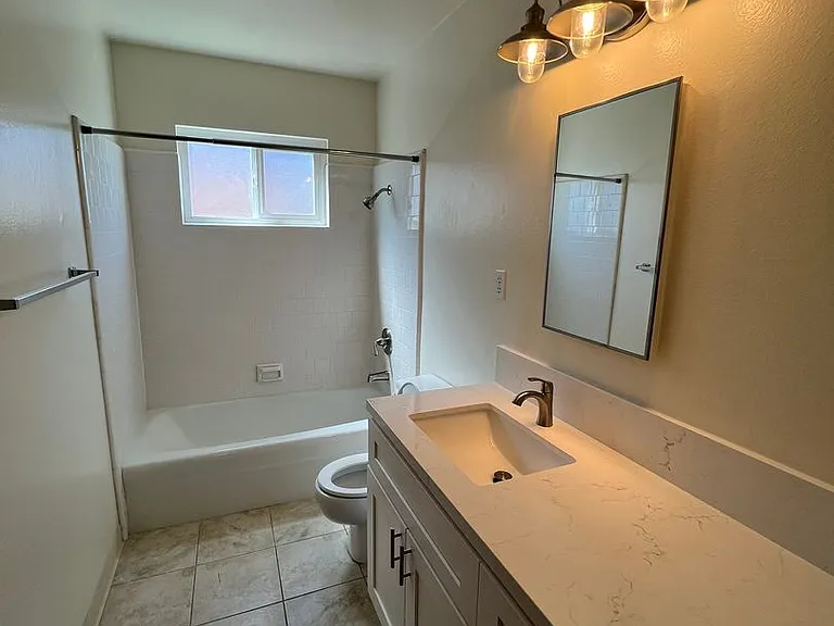 1250 Bolton Dr — Photo 16