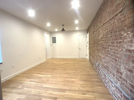 Rented by Bohemia Realty Group | media 5