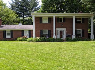 9614 Maple Dr, Indianapolis, IN 46280