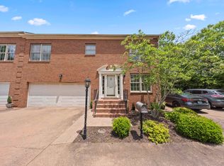4947 Robin Hood Dr, Ashland, KY 41101