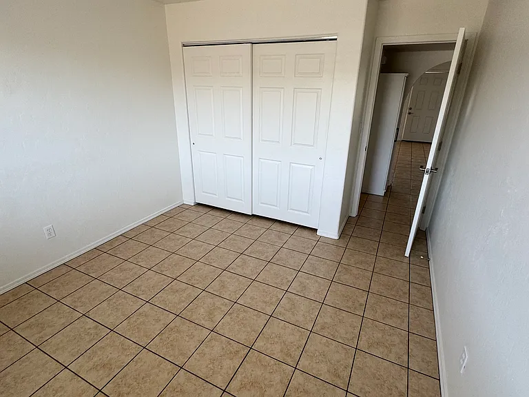 8440 E Greg Ct #B — Photo 13