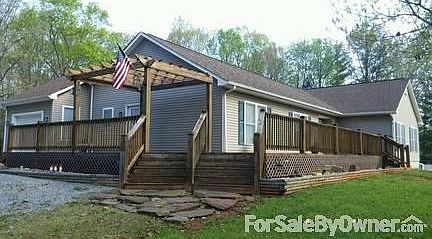 3rd image of 870 Gilmer Branch Rd
