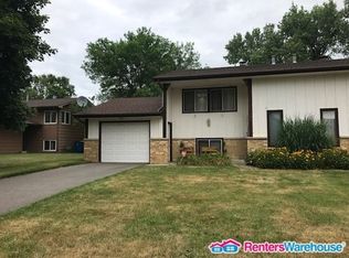 8456 Sumter Cir N, Brooklyn Park, MN 55445