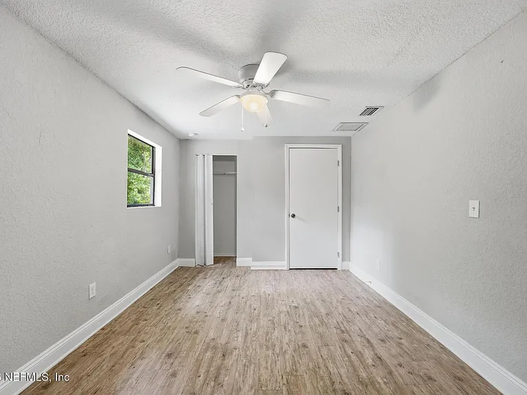 3055 2nd Street Cir — Photo 11