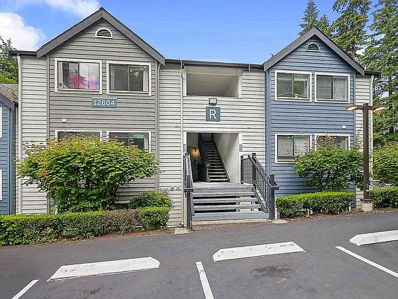 5th image of 12062 Slater Ave NE #2229841