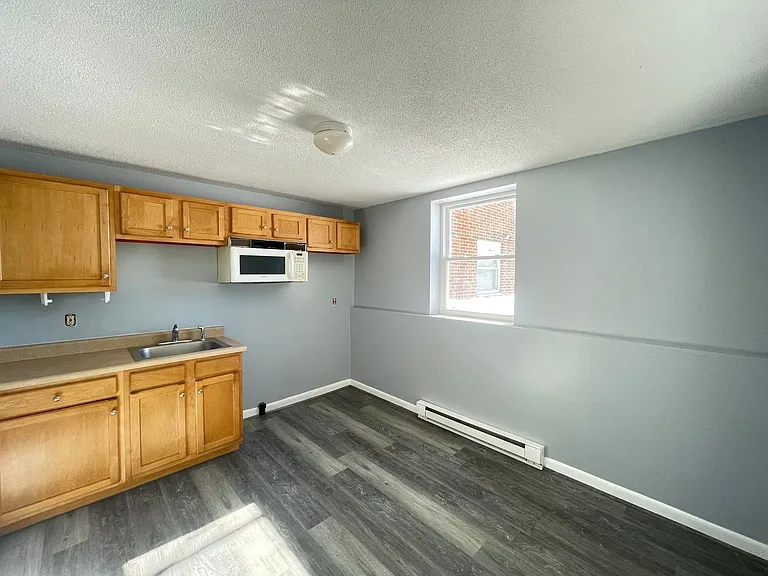 181 Loudon Rd #212 — Photo 6