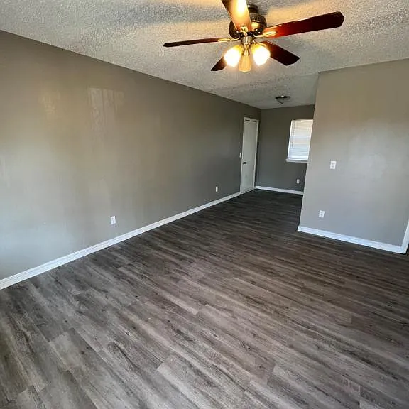 616 Juniper Ave — Photo 2