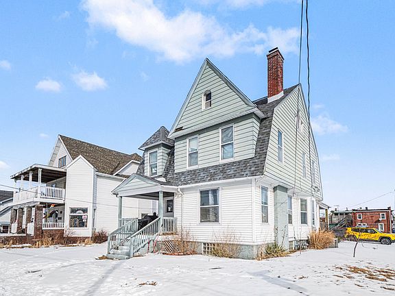 5th image of 1116 Washington St