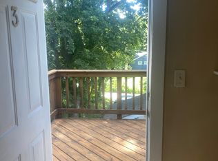 505 Douglas St #3, Bloomington, IL