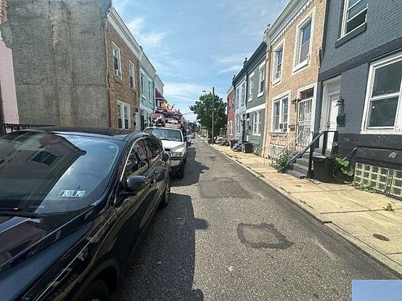 5th image of 2517 Gratz St