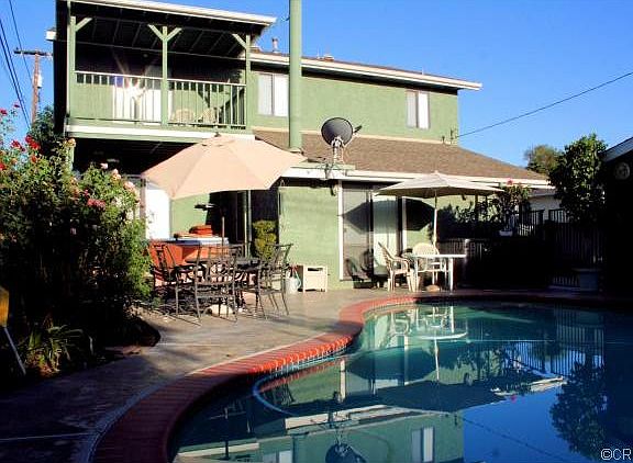 Pool / Backyard