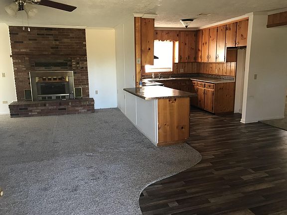 5th image of 2579 Dogwood Dr