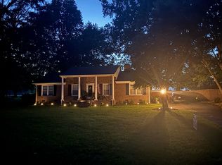 10106 Southampton Rd, Disputanta, VA 23842