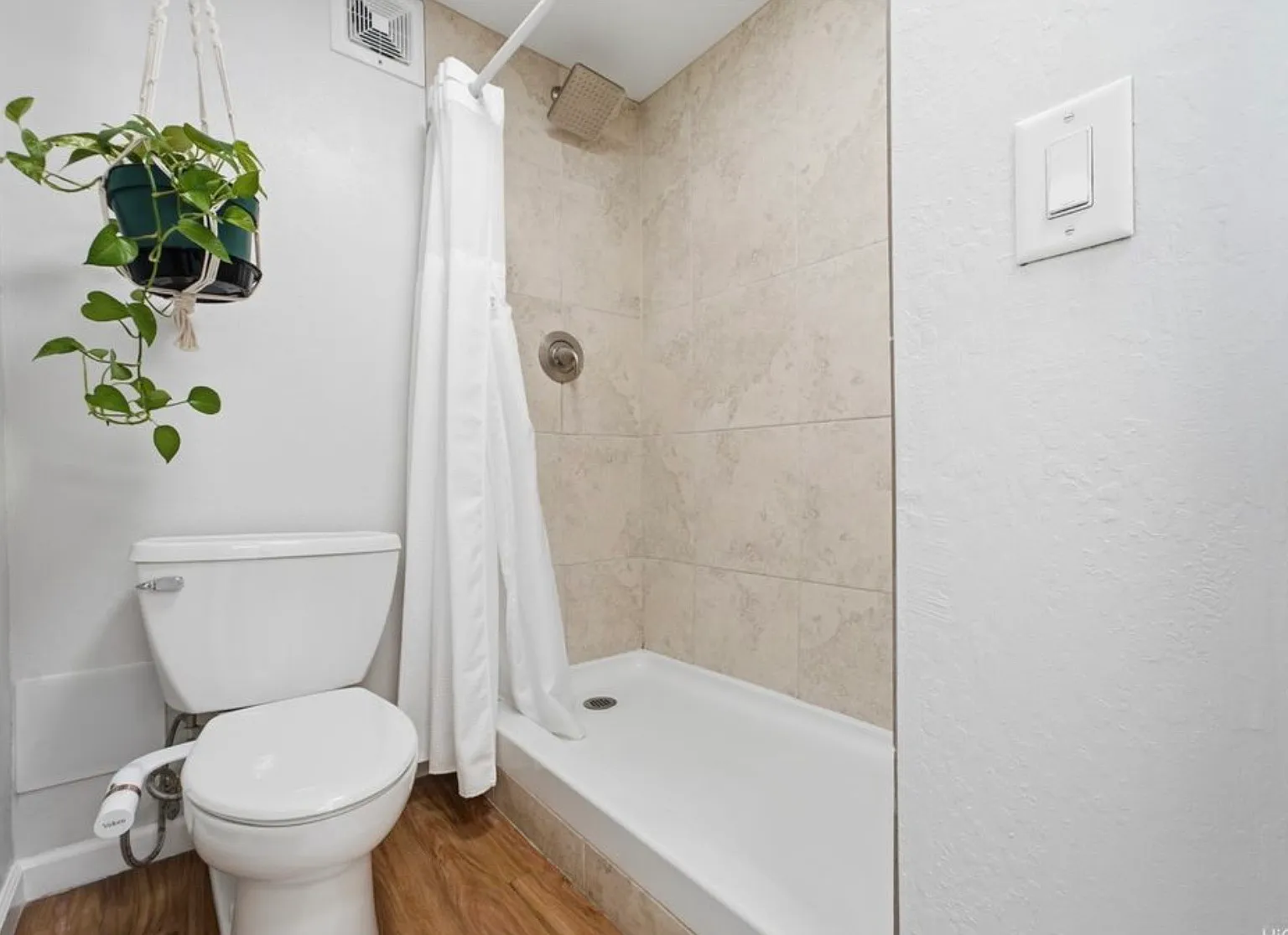 1 bed, 456 sqft, $2,600 — Photo 2