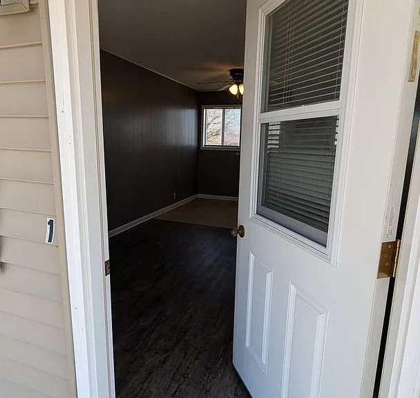 1214 S Blake St — Photo 8