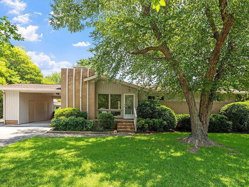 1st image of 3804 Bland Rd