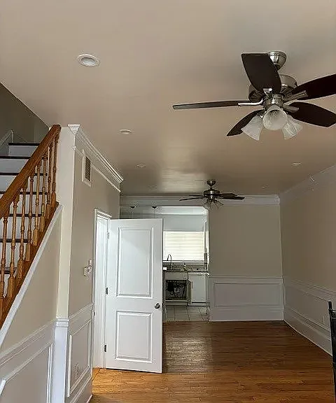 2506 Christian St — Photo 2