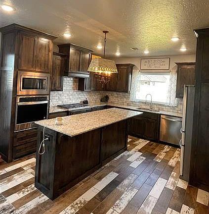 5th image of 122225 NE Caribou Ct