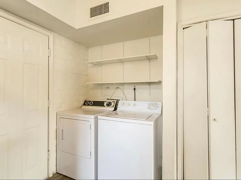 326 N Norris Ave — Photo 7