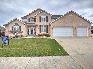 1389 W Masters Ln, Decatur, IL 62521