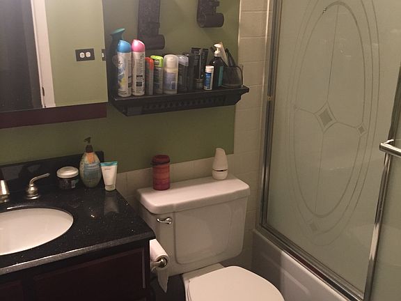 4th image of 1242 Cove Dr #221-C