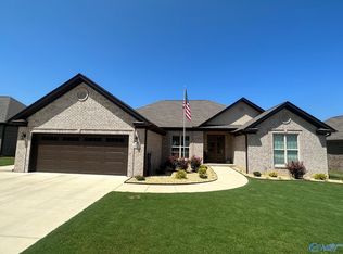 2228 Sorrento Pl SW, Decatur, AL 35603