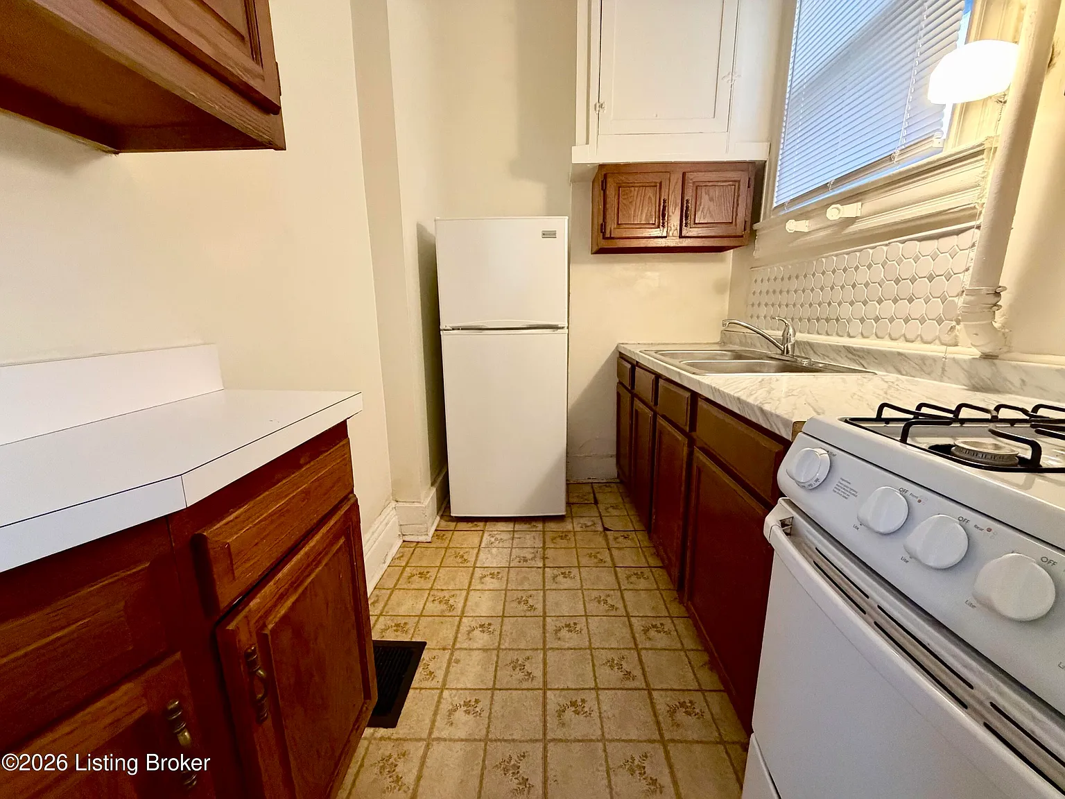 1 bed, 1.0 bath, 650 sqft, $1,095 — Photo 4