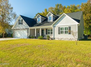303 Joans Rdg, Stella, NC 28582