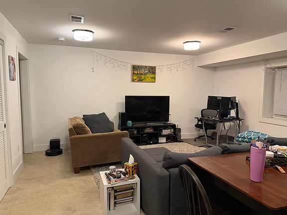 2nd image of 605 N Irving St #7