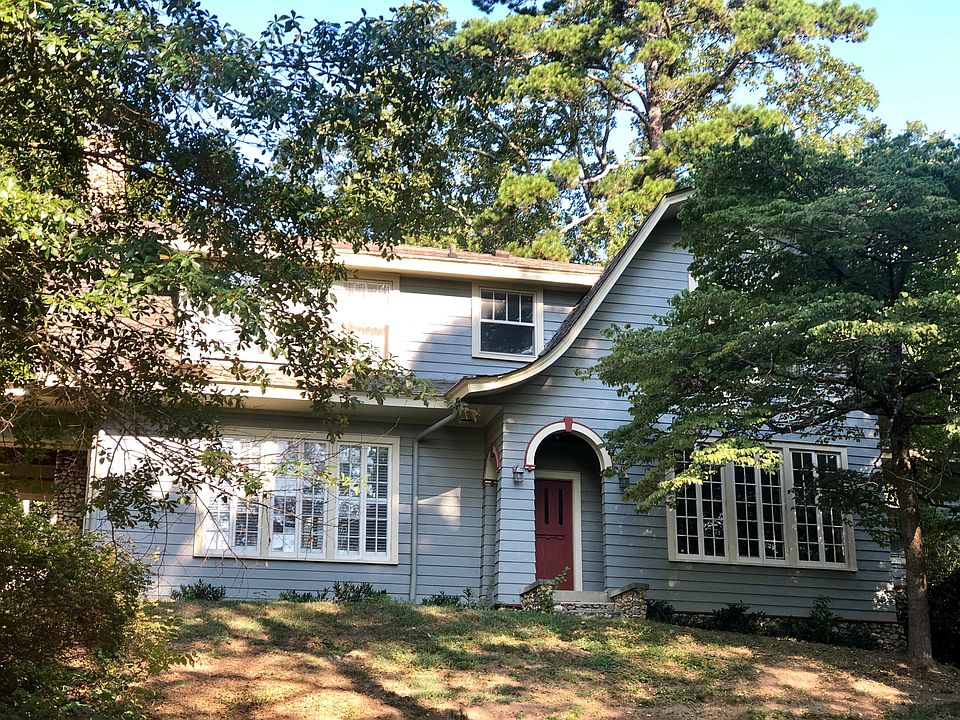 1st image of 105 Woodlawn Dr