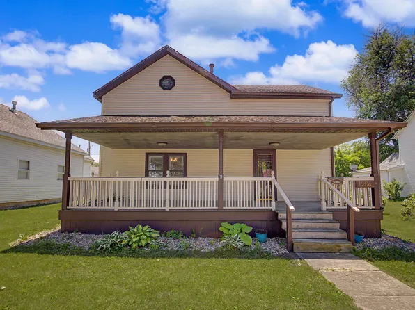 1206 E Main St, Clinton, IL 61727
