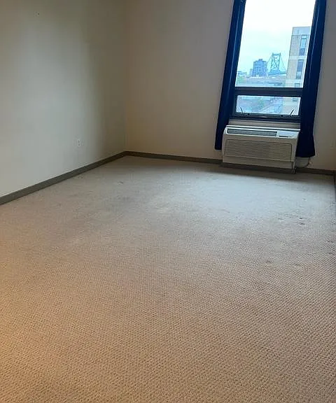 111 N 9th St #6 — Photo 5