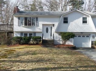 12 Gail Rd, Merrimack, NH 03054