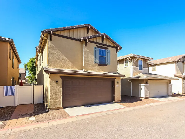 3931 E Jasper Dr — Photo 17
