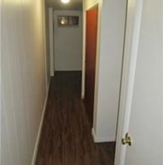 1601 Bonwood Rd — Photo 2