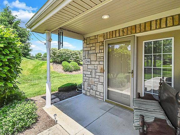 3rd image of 1246 Allington Ln