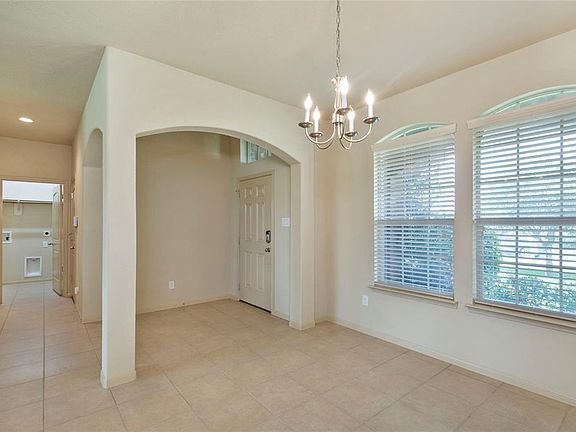 5th image of 6551 Gray Birch Ln
