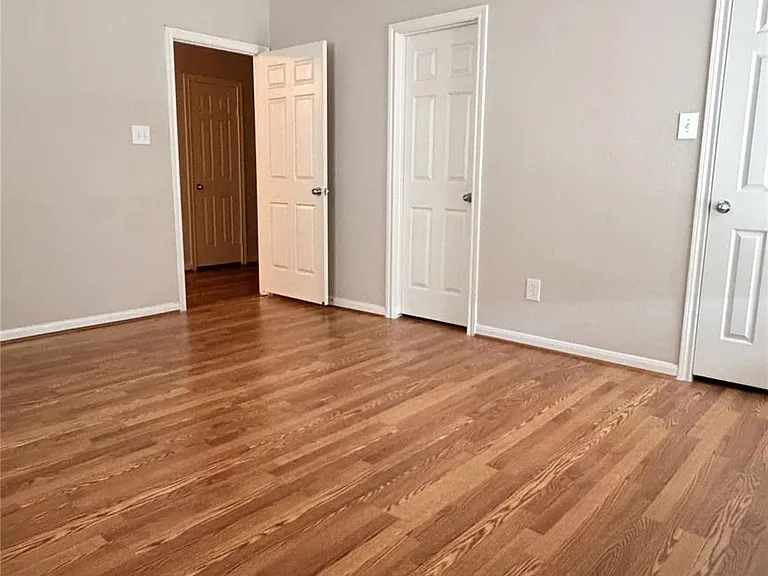2255 Braeswood Park Dr #218 — Photo 14