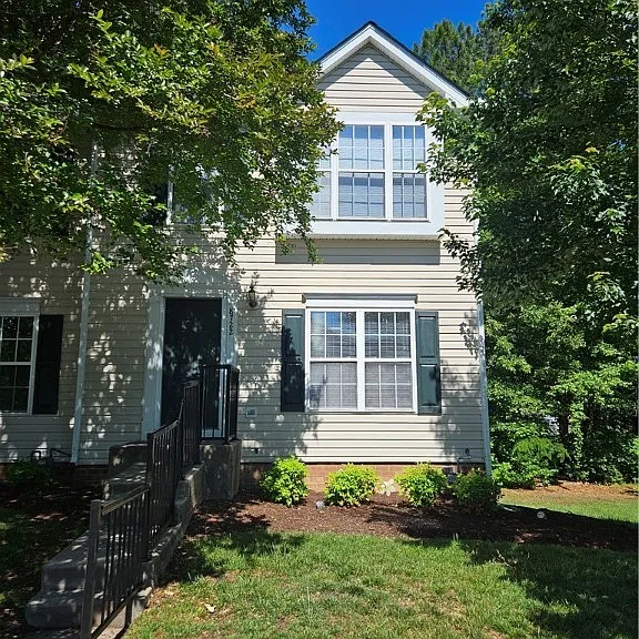 8722 Springwater Dr — Photo 1