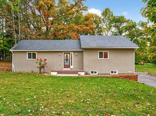 1504 Golf Link Rd, Midland, ON L4R 5L4