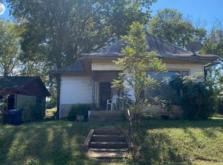 624 W Walker St, Denison, TX 75020