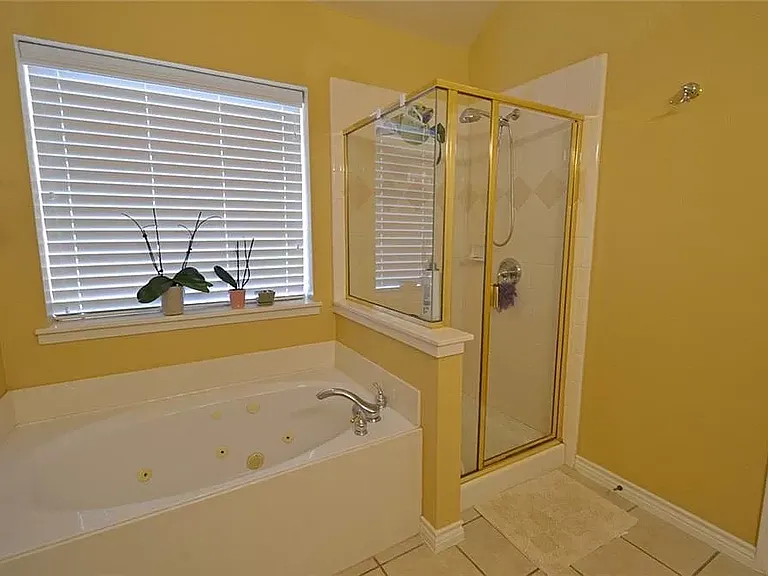 11216 Harbor Rd — Photo 34