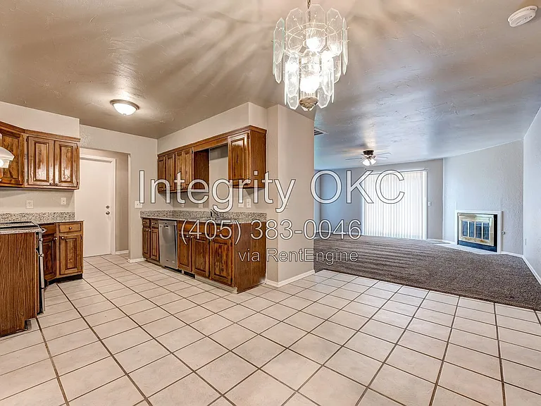7200 NW 115th St — Photo 15