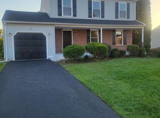 13 Radka Dr, Newark, DE 19702